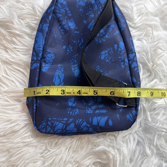 Nike Unisex Sling Bag Backpack School Carry On Shoulder Bag Blue Graphic New - Picture 5 of 7